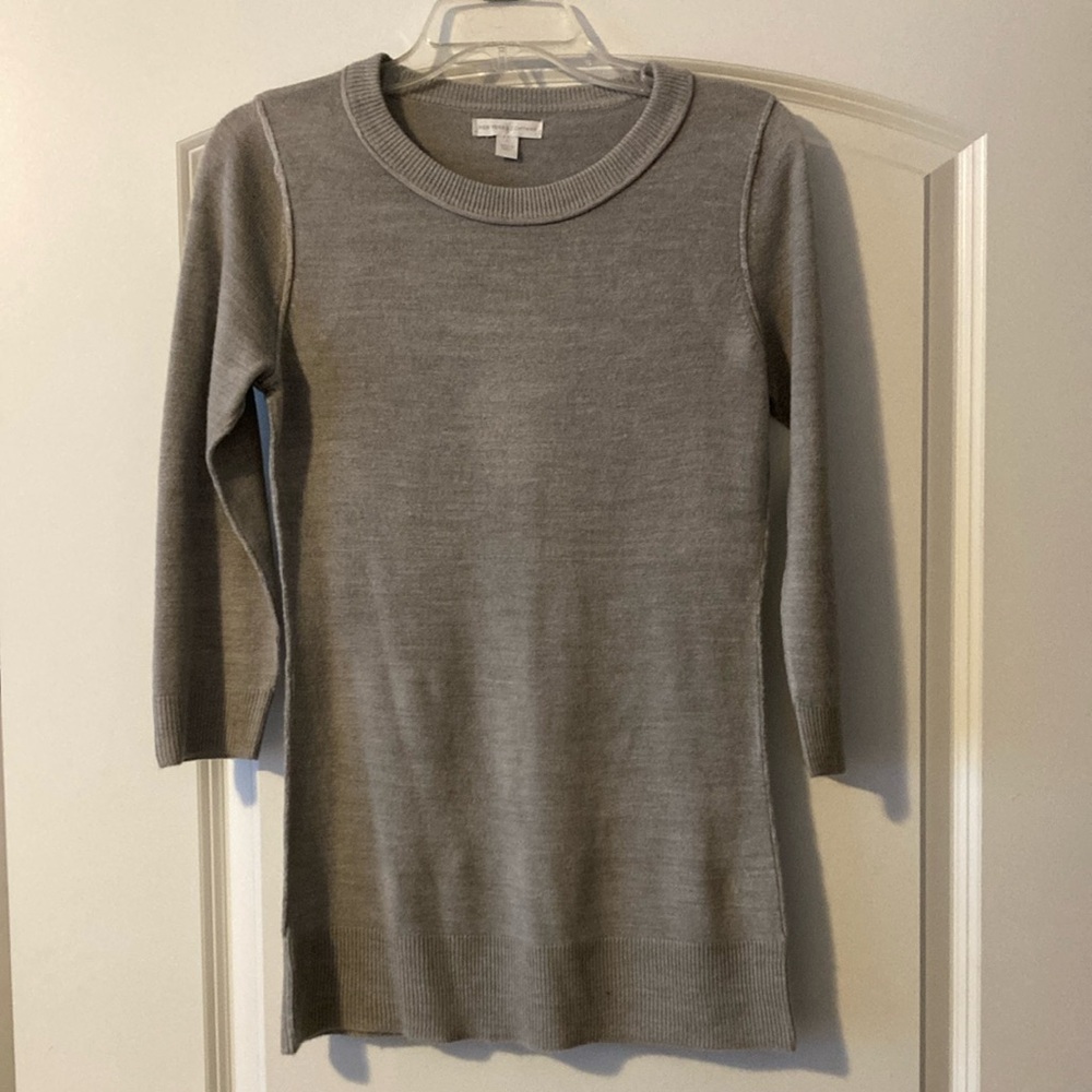 New York & Company Gray Sweater